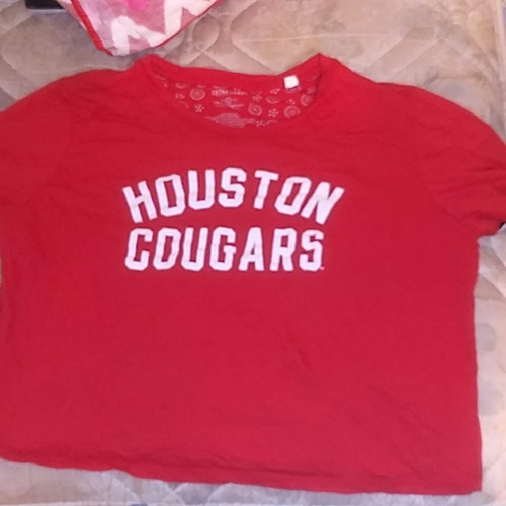 XL crop top shirt